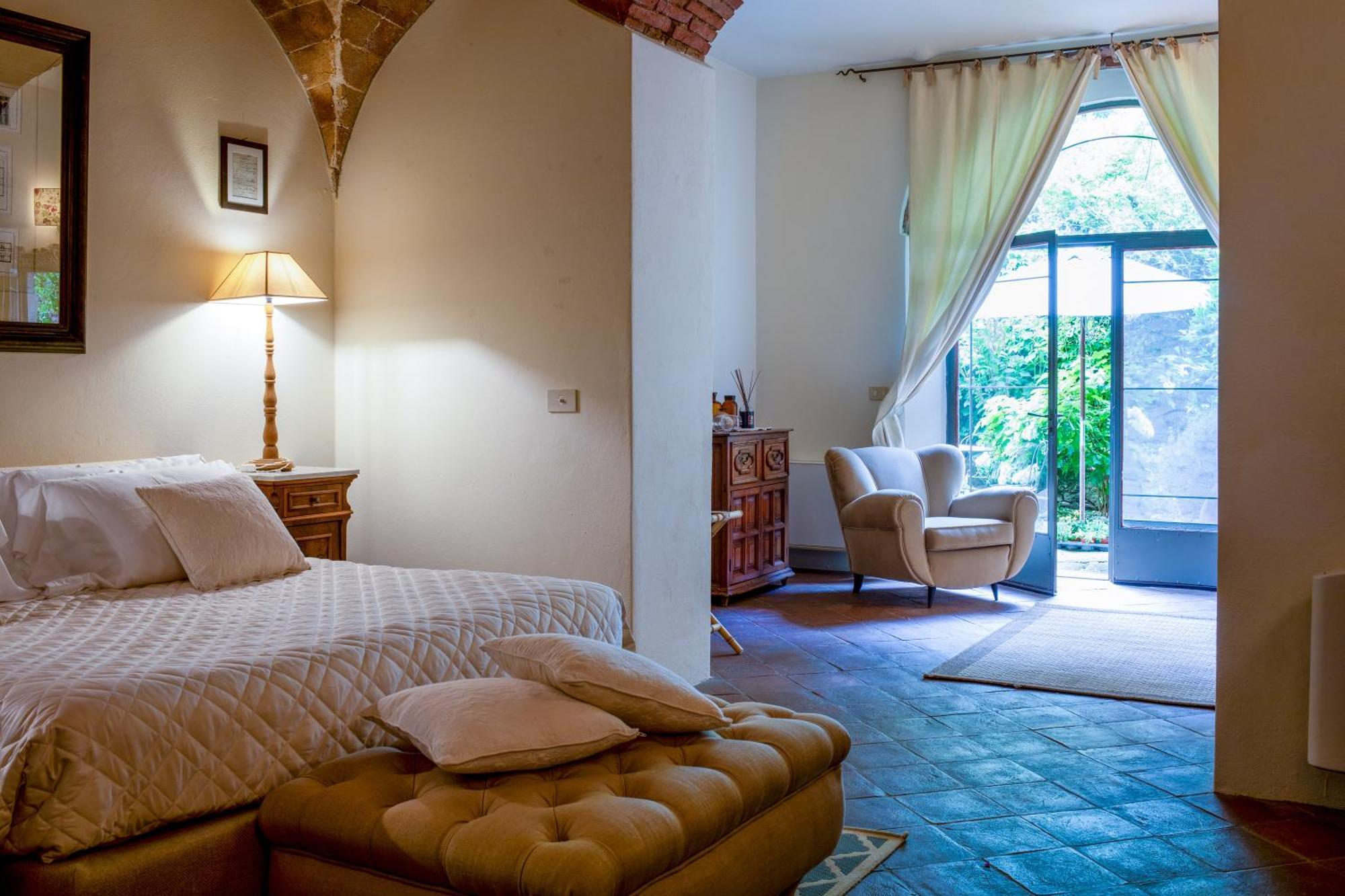 La Locanda Di Villa Toscana Биббона Экстерьер фото